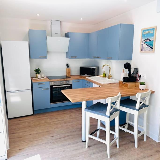 Appartement Au Coeur De Гранвил Екстериор снимка